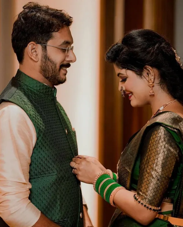 Green_Embellished_Banarasi_Jacquard_Saree_(Green)